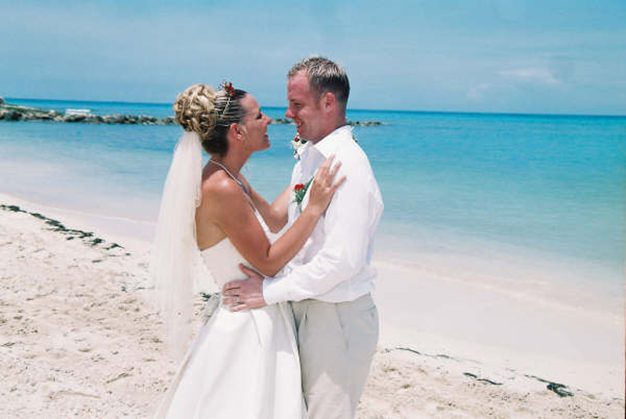 Getting divorced after wedding abroad